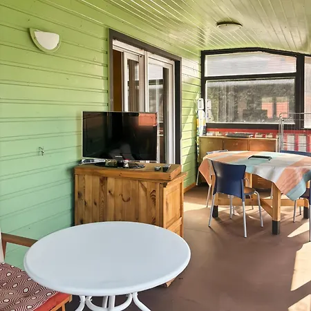 Pecheur Au Bord Du Lac, Acces Lac, 2ch *