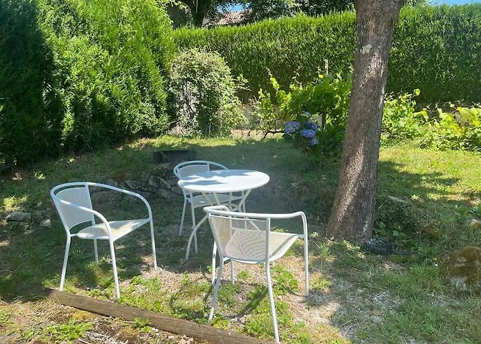 Pecheur Au Bord Du Lac, Acces Lac, 2ch *