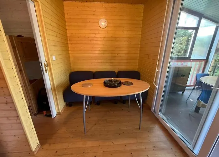 Pecheur Au Bord Du Lac, Acces Lac, 2ch 拉卡佩勒－维耶斯康