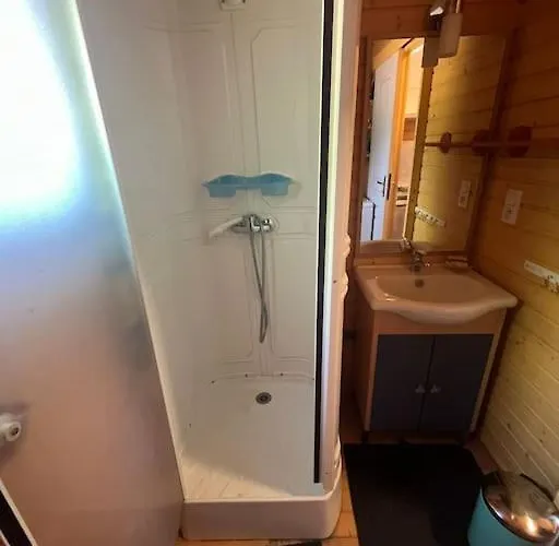 木屋 Pecheur Au Bord Du Lac, Acces Lac, 2ch