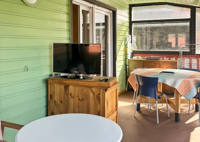 Pecheur Au Bord Du Lac, Acces Lac, 2ch *